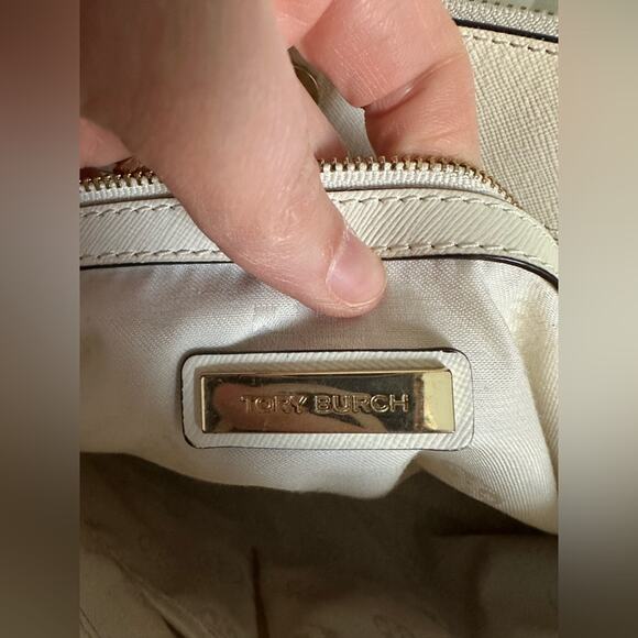 Tory Burch Robinson Leather Large Bag - Picture 12 of 16